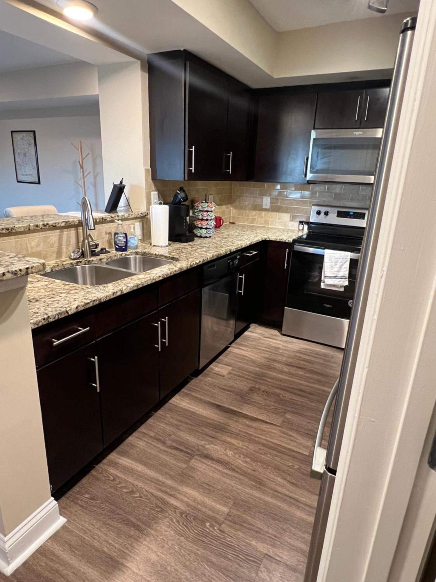 Spacious 2 Bedroom 2 Bathroom Apartment With Balcony In Uptown Charlotte! City Views & Free Parking! Ngoại thất bức ảnh