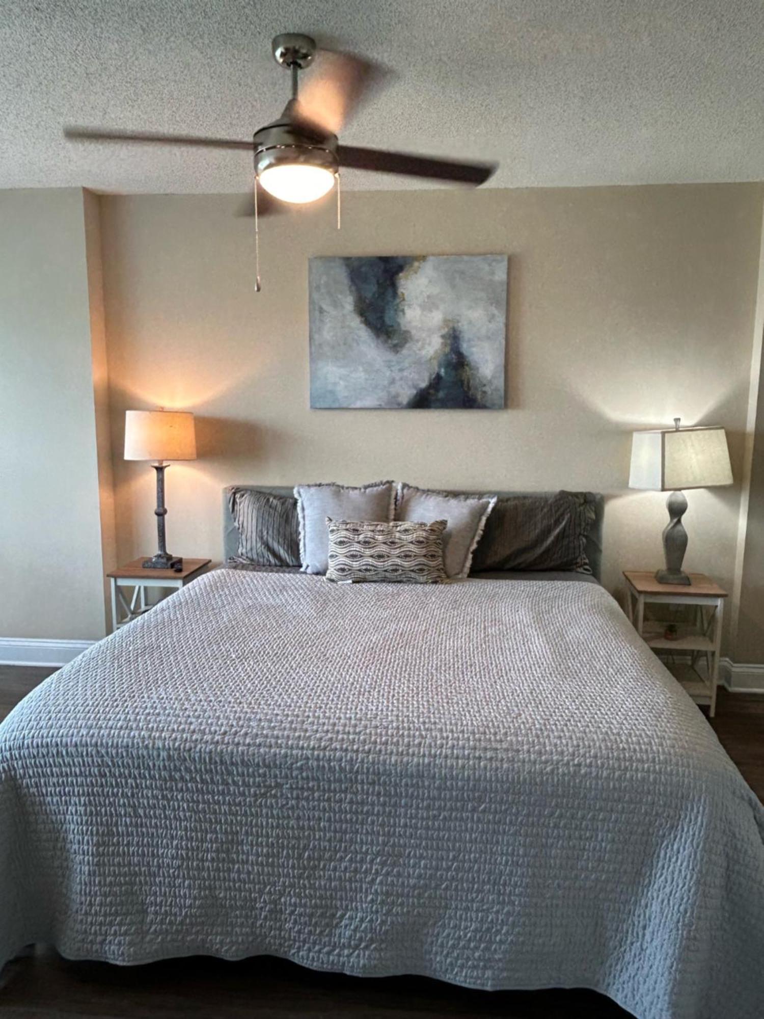 Spacious 2 Bedroom 2 Bathroom Apartment With Balcony In Uptown Charlotte! City Views & Free Parking! Ngoại thất bức ảnh